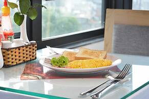 Blue Hanoi Inn Hotel