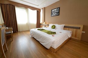 Blue Hanoi Inn Hotel