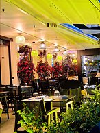 The Ciao Stelio Deluxe Hotel - Adults Only