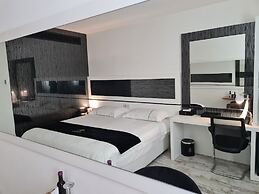 The Ciao Stelio Deluxe Hotel - Adults Only
