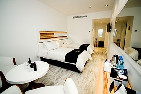 The Ciao Stelio Deluxe Hotel - Adults Only