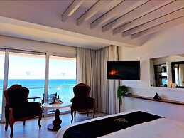 The Ciao Stelio Deluxe Hotel - Adults Only