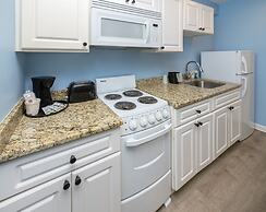 Commander Beach House Hotel