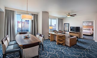 Club Wyndham Desert Blue