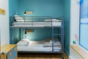 Auberge Saintlo Montréal  - Hostel