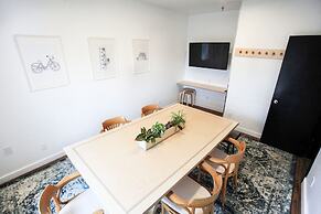 Auberge Saintlo Montréal  - Hostel