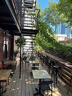 Auberge Saintlo Montréal  - Hostel