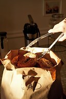 Auberge Saintlo Montréal  - Hostel