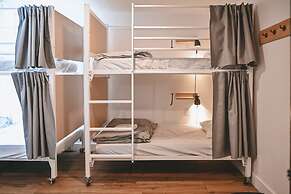 Auberge Saintlo Montréal  - Hostel