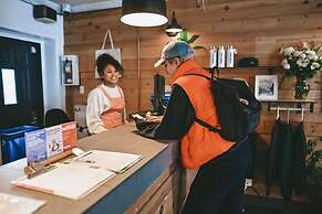 Auberge Saintlo Montréal  - Hostel