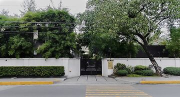 The Henry Hotel Manila