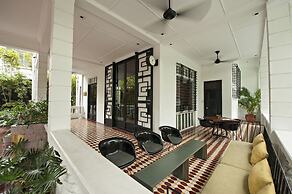 The Henry Hotel Manila