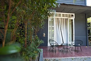 The Henry Hotel Manila