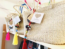 The Henry Hotel Manila