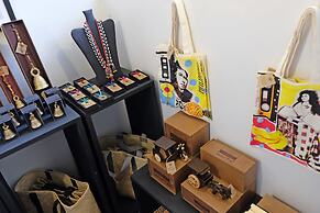 The Henry Hotel Manila