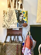 The Henry Hotel Manila