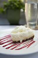 The Henry Hotel Manila