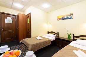 Mini Hotel Kashirskiy - Hostel