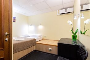 Mini Hotel Kashirskiy - Hostel