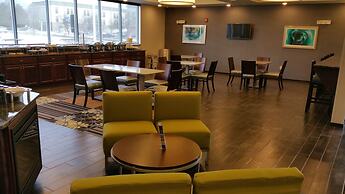 Best Western Plus Boardman Inn & Suites