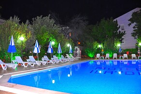 The Green Valley Hotel