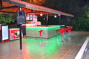 The Green Valley Hotel