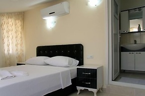 The Green Valley Hotel