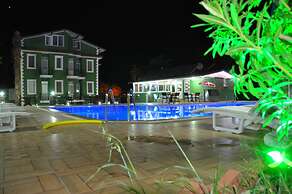 The Green Valley Hotel