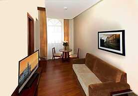 Parc Royale Suites Hotel