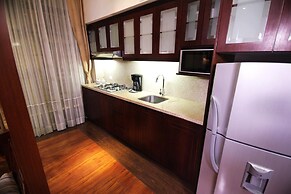 Parc Royale Suites Hotel