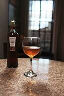 Parc Royale Suites Hotel