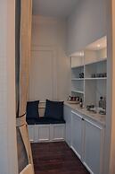 Parc Royale Suites Hotel