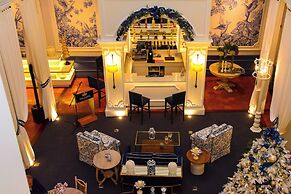 Parc Royale Suites Hotel