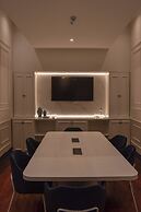 Parc Royale Suites Hotel