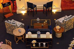 Parc Royale Suites Hotel