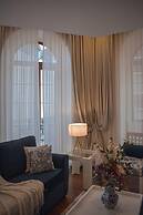 Parc Royale Suites Hotel