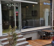 Net House Hotel