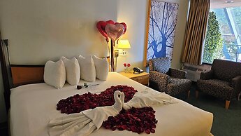 Cedars Inn Hotel & Convention Center