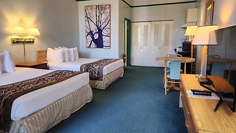 Cedars Inn Hotel & Convention Center