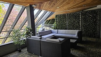 Cedars Inn Hotel & Convention Center