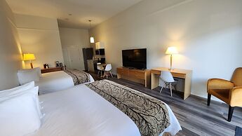 Cedars Inn Hotel & Convention Center