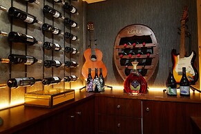 Cherry Blossom Boutique Hotel