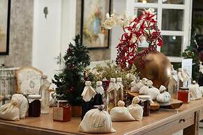 Cherry Blossom Boutique Hotel