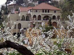 Cherry Blossom Boutique Hotel