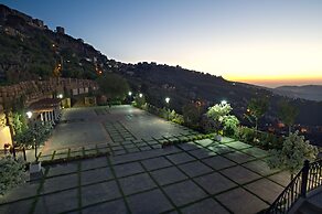 Cherry Blossom Boutique Hotel