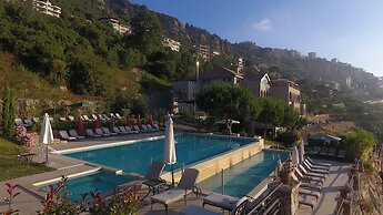 Cherry Blossom Boutique Hotel