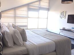 Cherry Blossom Boutique Hotel