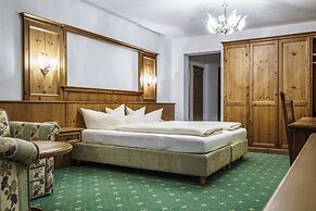 Hotel Almhof Lackner