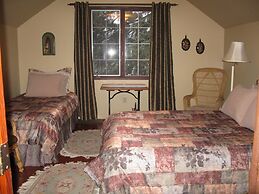 Country Comfort Bed & Breakfast