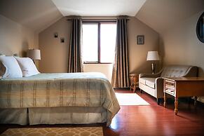 Country Comfort Bed & Breakfast